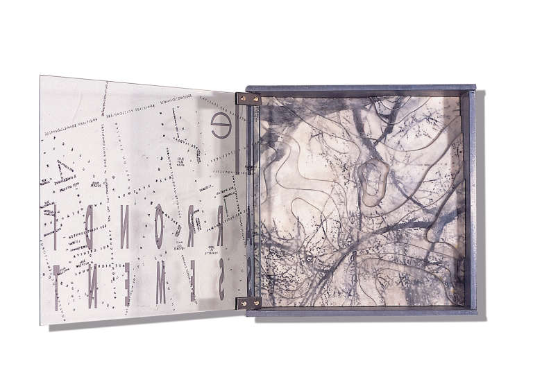 Callejero, Distrito 2 ©2000-2002. Plomo, madera, cera, cristal :: 40 x 40 x 10 cm