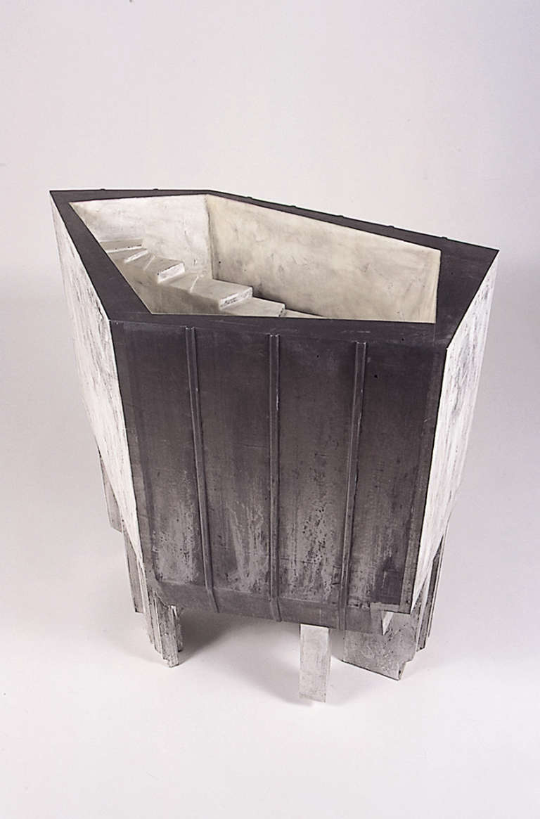 Xe Arrondissement, Distrito 10 © 2000-2002. Plomo, madera, cera :: 84 x 83 x 50 cm