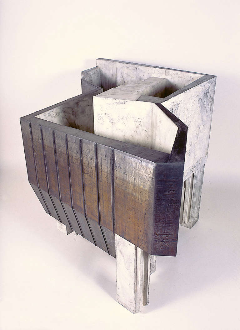 XVe Arrondissement, Distrito 15 © 2000-2002. Plomo, madera, cera :: 106 x 128 x 100 cm