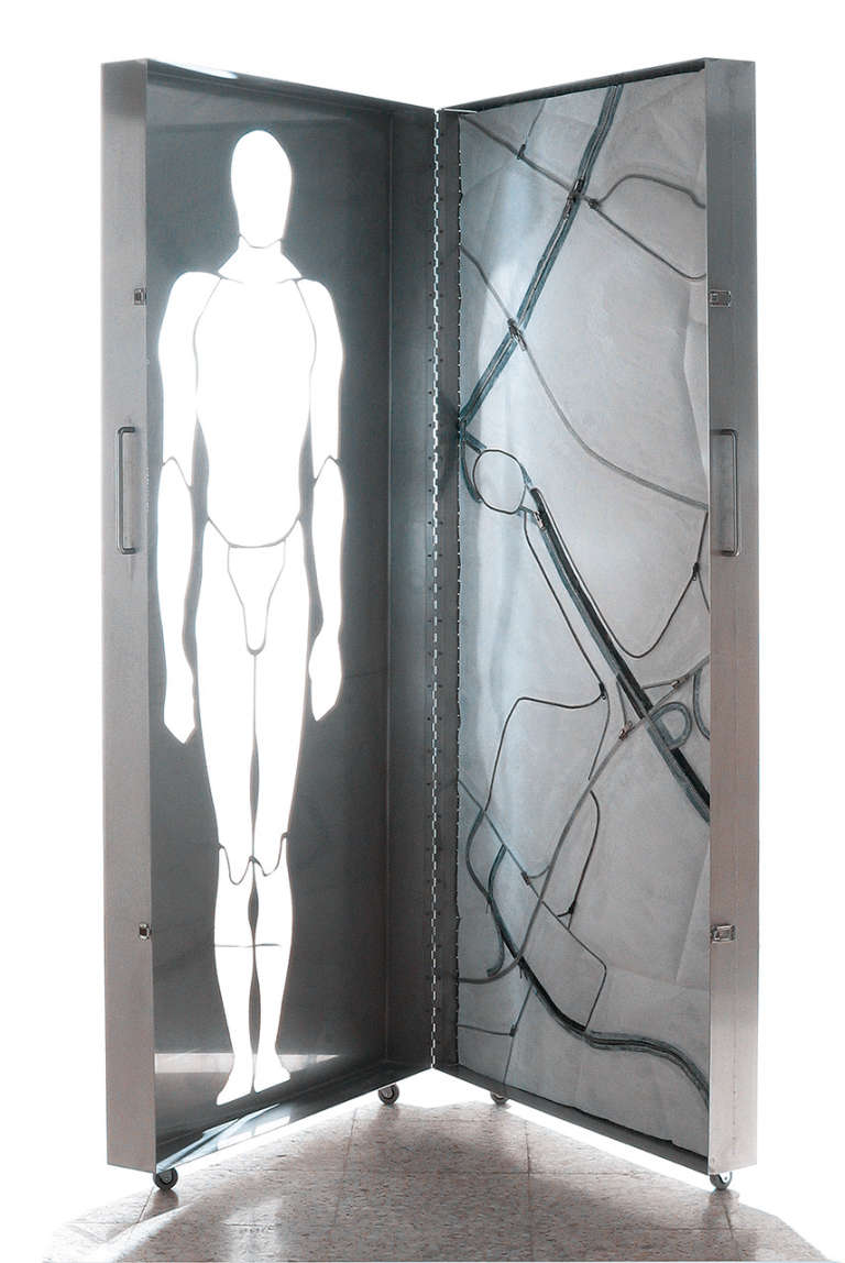 Trama Masculina ©2004 :: acero inoxidable, cremalleras,fliselina, boatex :: 200 x 100 x 20 cm