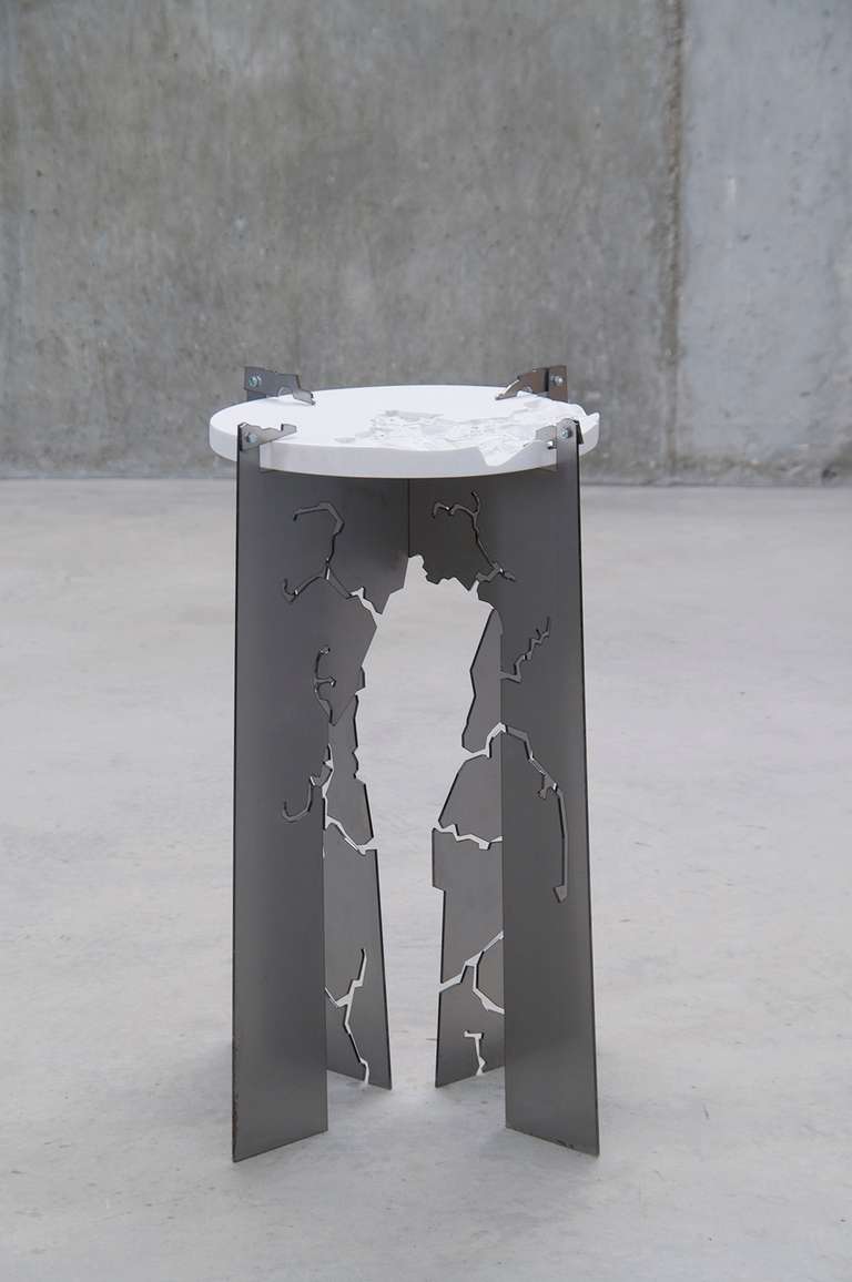 Banqueta. Mod_conurbación # 01 ©2011 :: hierro, resina de poliuretano :: 40 x 40 x 49 (h) cm